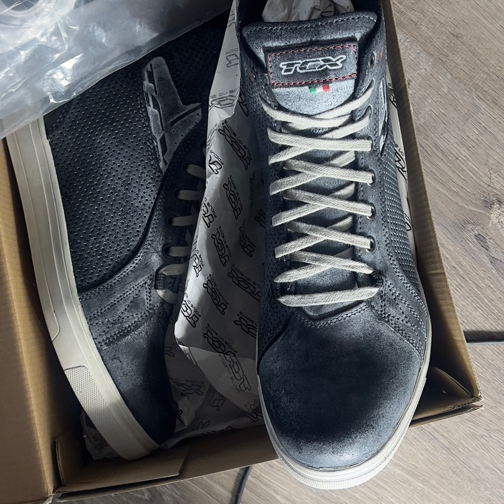 TC Charcoal Suede Low-Top Motorcycle Sneakers with White Laces